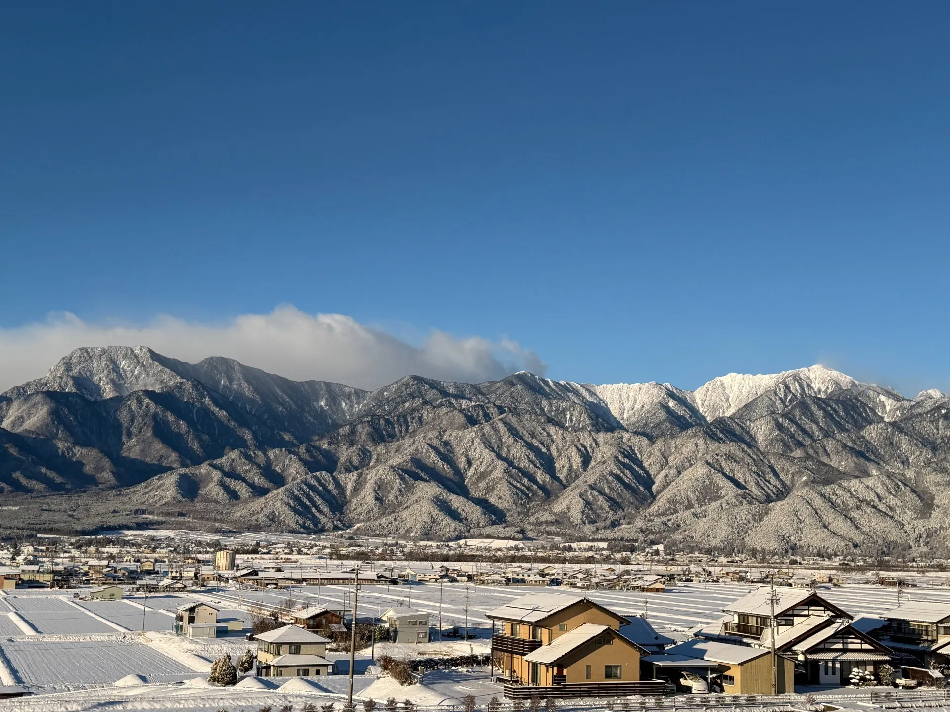 【安曇野　サウナ付きコテージ】雪は一晩、景色は一日。冬の池田町と、2月後半のご案内